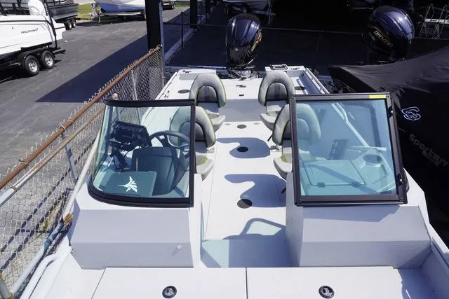 Slide: The Image of G3 Sportsman 2400 2025 - 20