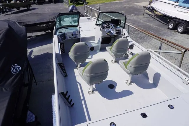 Slide: The Image of G3 Sportsman 2400 2025 - 24