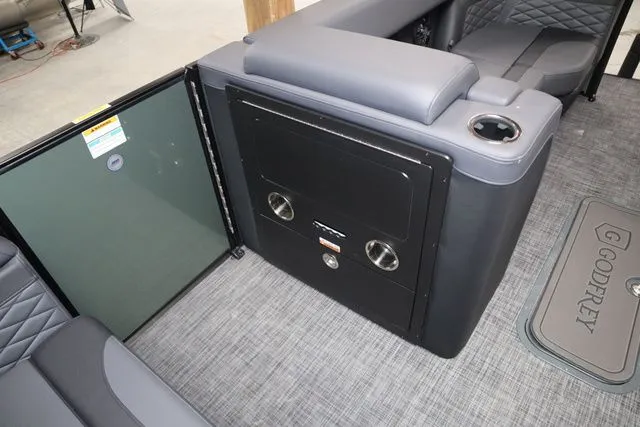 Slide: The Image of Godfrey Monaco 235 SFL Triple Tube Package 2026 - 6