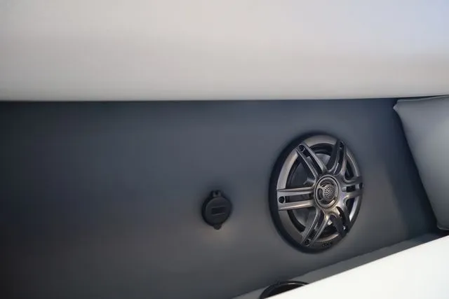 Slide: The Image of Godfrey Sweetwater 2286 SBC Triple Tube Package 2026 - 15