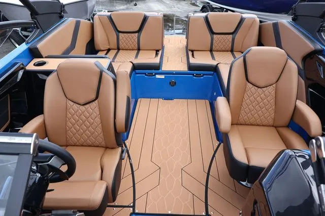 Slide: The Image of Yamaha 255XD - UTOPIA BLUE 2026 - 15