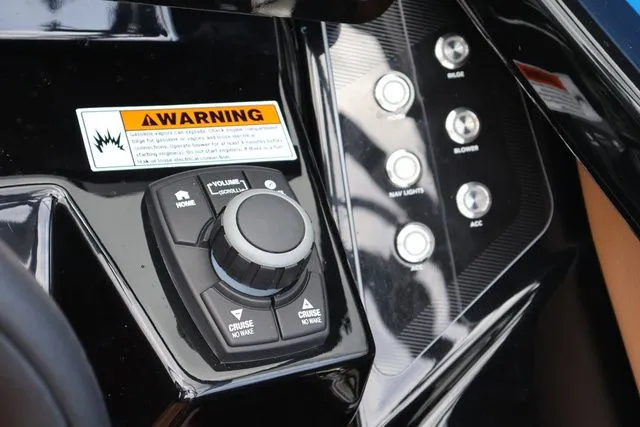 Slide: The Image of Yamaha 255XD - UTOPIA BLUE 2026 - 23