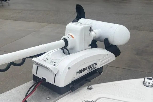 Slide: The Image of 2021 Robalo R230 Center Console boat seat, white and gray design. - 20