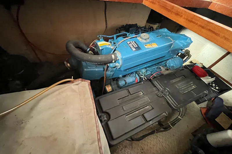 Slide: The Image of 1984 Tung Hwa Princess Aft Cabin engine room with blue marine engine. - 43