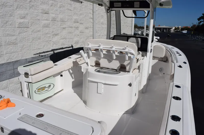 Slide: The Image of 2020 Sea Hunt Gamefish 27 Forward Seating boat with spacious deck and modern features. - 7