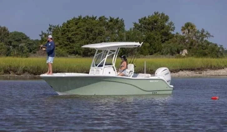 Slide: The Image of Sea Fox 228 Commander 2026 - 0