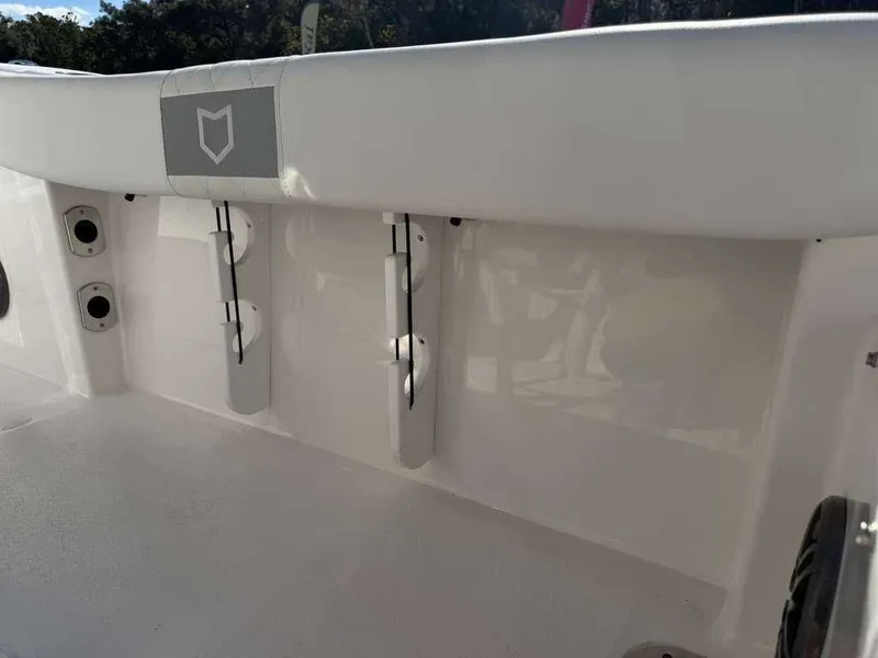 Slide: The Image of Sea Fox 228 Commander 2026 - 21