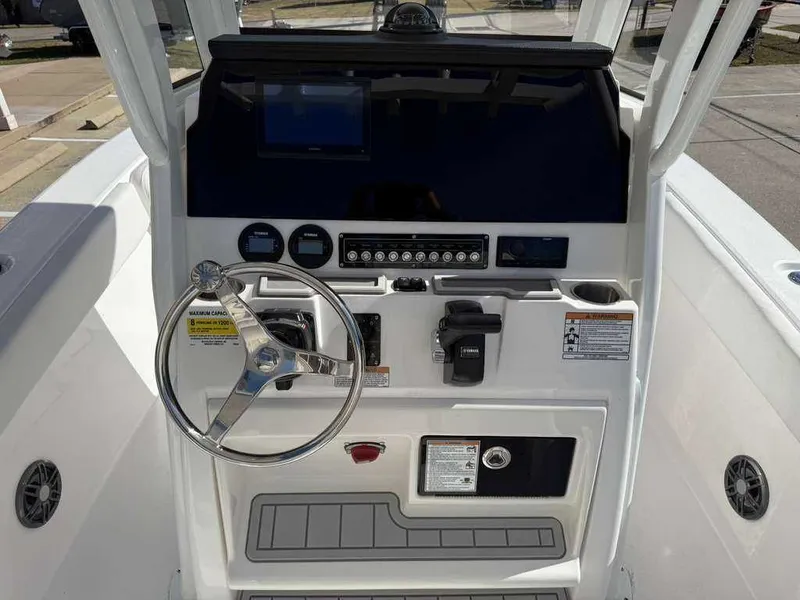 Slide: The Image of Sea Fox 228 Commander 2026 - 9