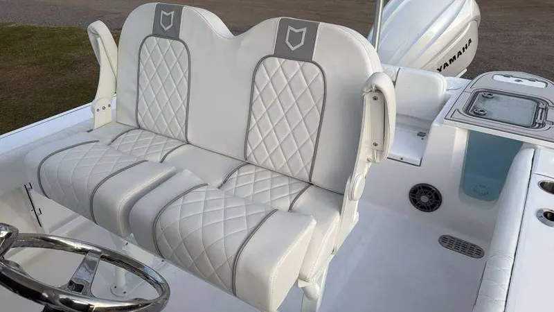 Slide: The Image of Sea Fox 248 Commander 2026 - 12