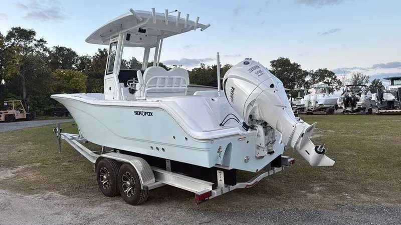 Slide: The Image of Sea Fox 248 Commander 2026 - 21