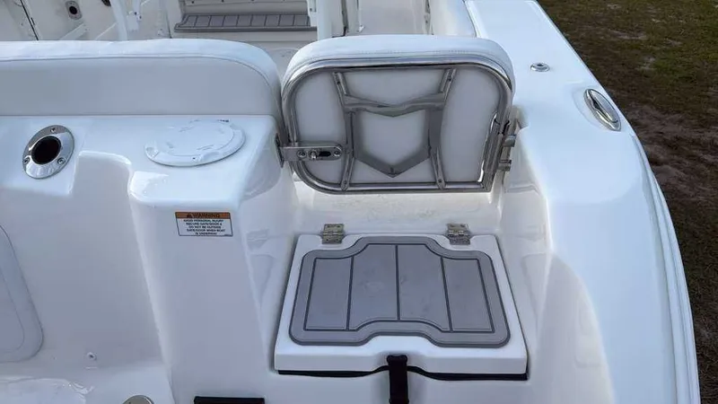 Slide: The Image of Sea Fox 248 Commander 2026 - 6