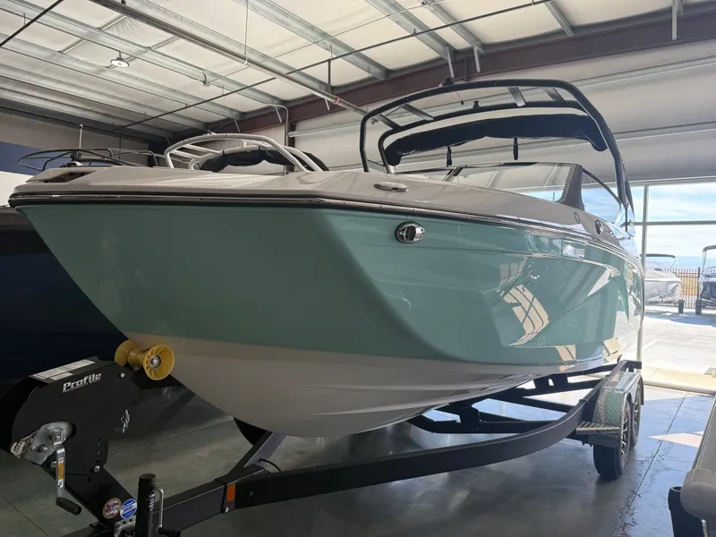 Slide: The Image of Yamaha 222 S w/ Twin 1.8L Yamaha's 2026 - 5