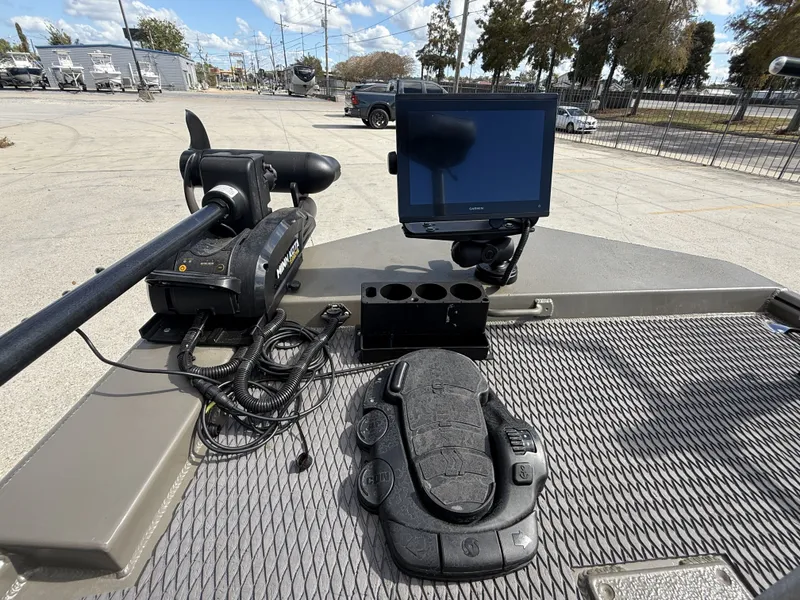 Slide: The Image of 2022 Gator Tail Extreme Series 1860CC boat with Garmin display and Minn Kota trolling motor. - 7