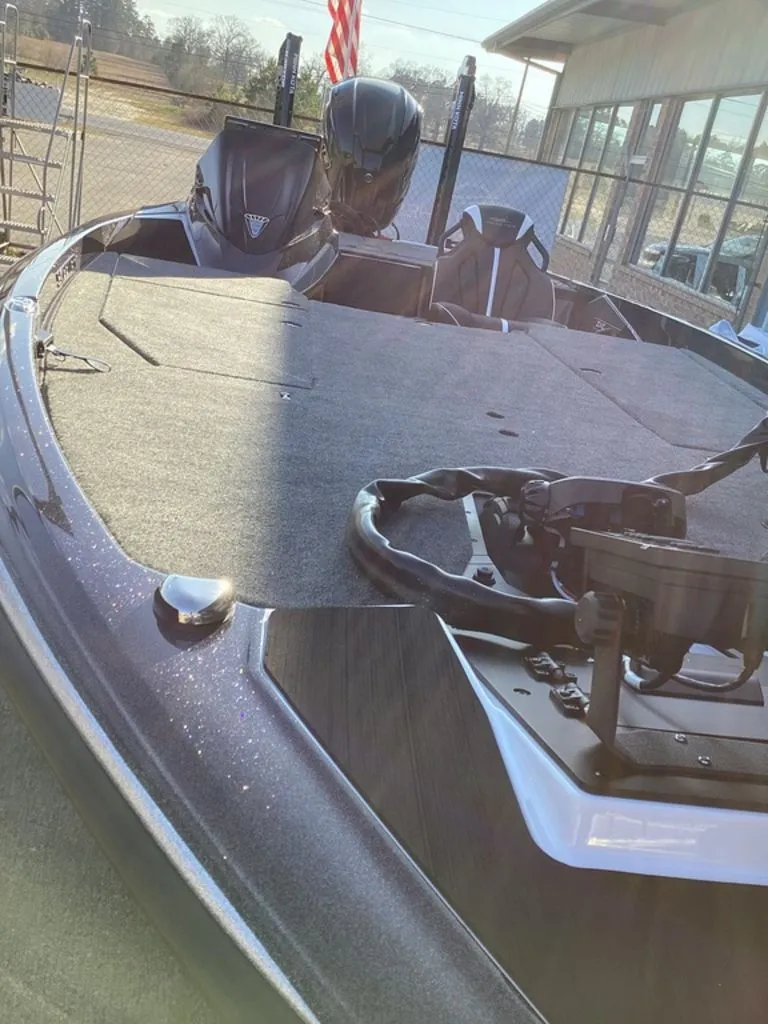 Slide: The Image of Skeeter ZXE20 2026 - 15