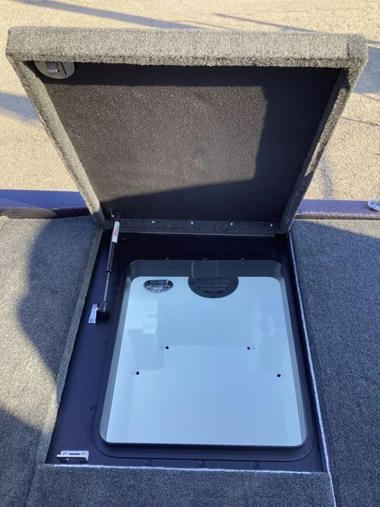 Slide: The Image of Skeeter ZXE20 2026 - 21