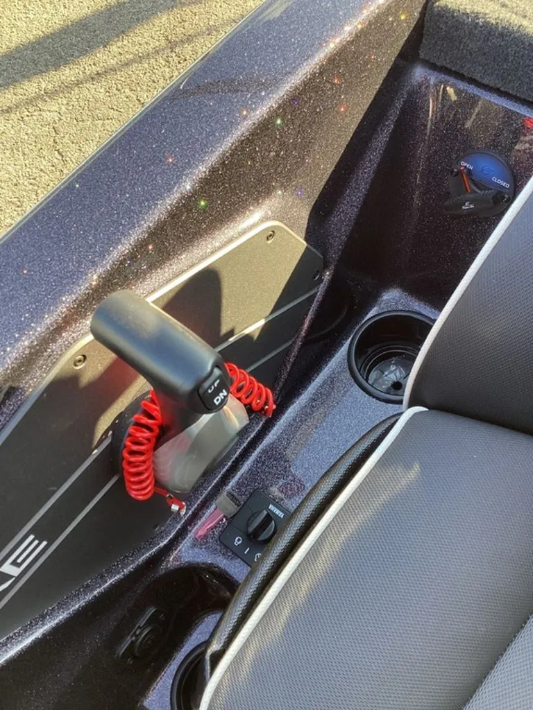 Slide: The Image of Skeeter ZXE20 2026 - 26