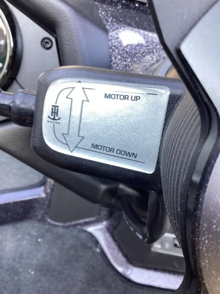 Slide: The Image of Skeeter ZXE20 2026 - 32