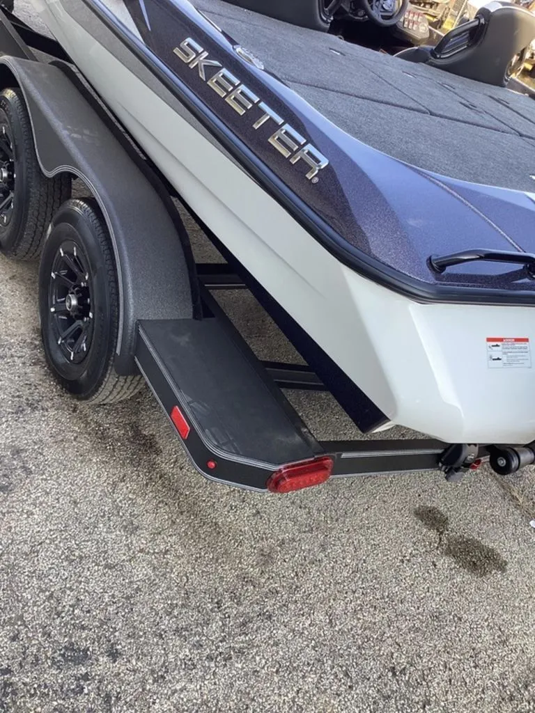 Slide: The Image of Skeeter ZXE20 2026 - 60