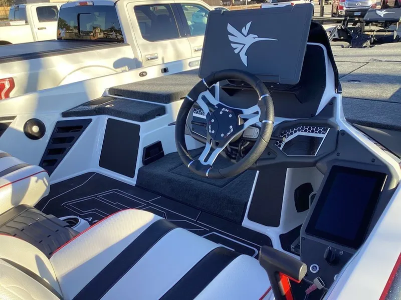 Slide: The Image of Skeeter FXR21 Apex 2026 - 41