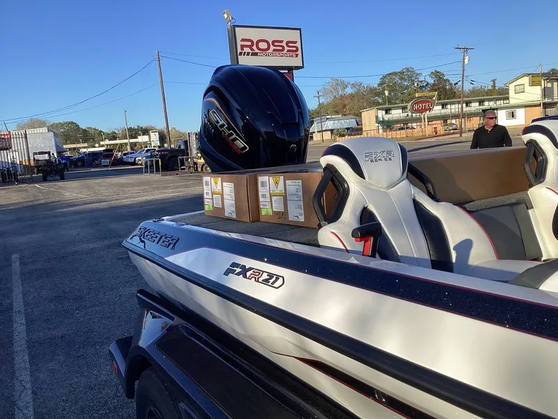 Slide: The Image of Skeeter FXR21 Apex 2026 - 42