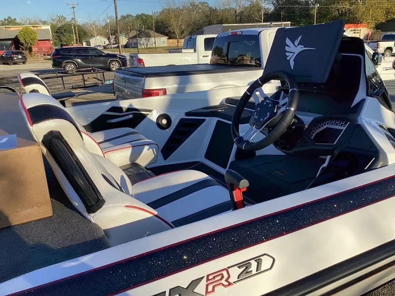 Slide: The Image of Skeeter FXR21 Apex 2026 - 48