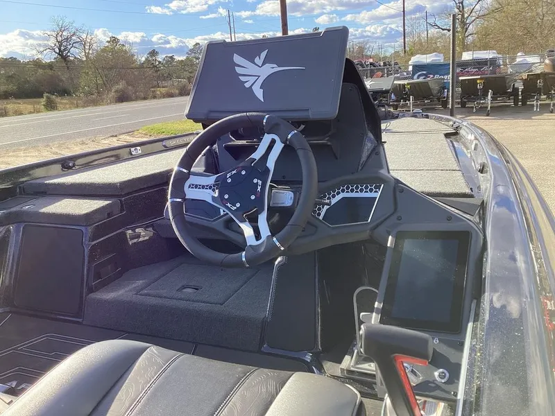 Slide: The Image of Skeeter FXR20 Apex 2026 - 19