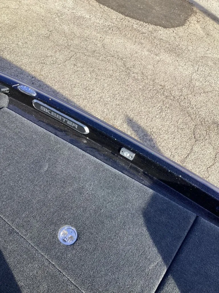 Slide: The Image of Skeeter FXR20 Apex 2026 - 64