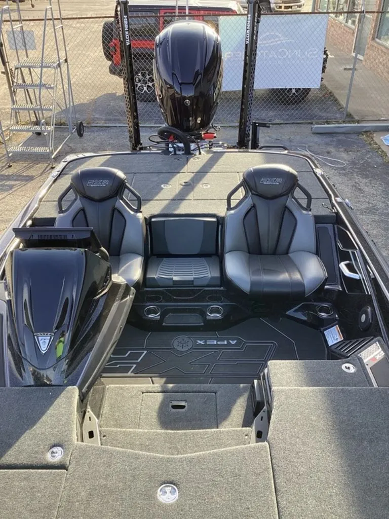 Slide: The Image of Skeeter FXR20 Apex 2026 - 66