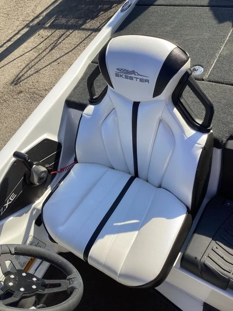 Slide: The Image of Skeeter ZXE21 2026 - 28