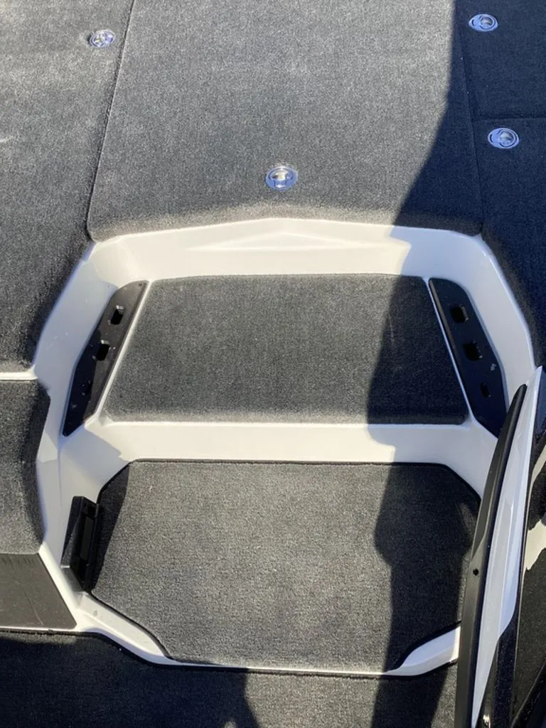 Slide: The Image of Skeeter ZXE21 2026 - 38