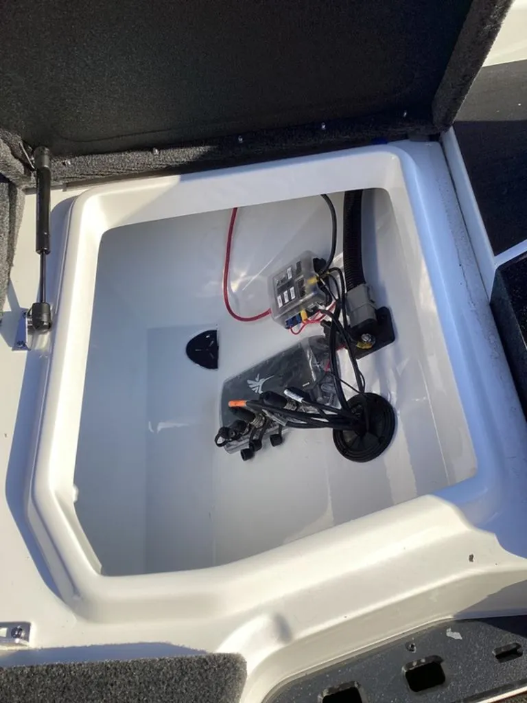 Slide: The Image of Skeeter ZXE21 2026 - 43