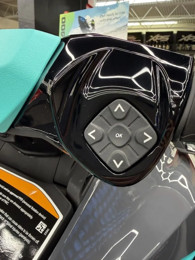 Slide: The Image of Sea-Doo GTR 230 2026 - 11