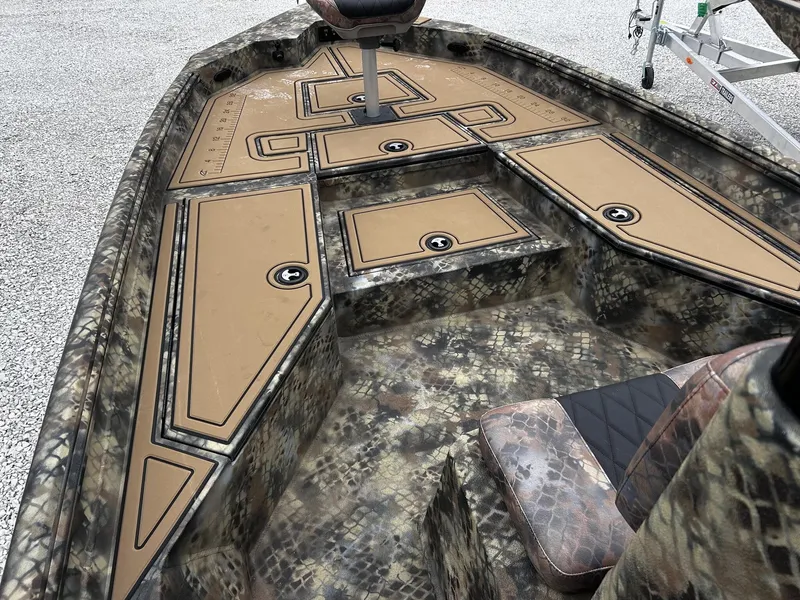 Slide: The Image of Excel Bay Pro 220 220 ELITE 2026 - 10