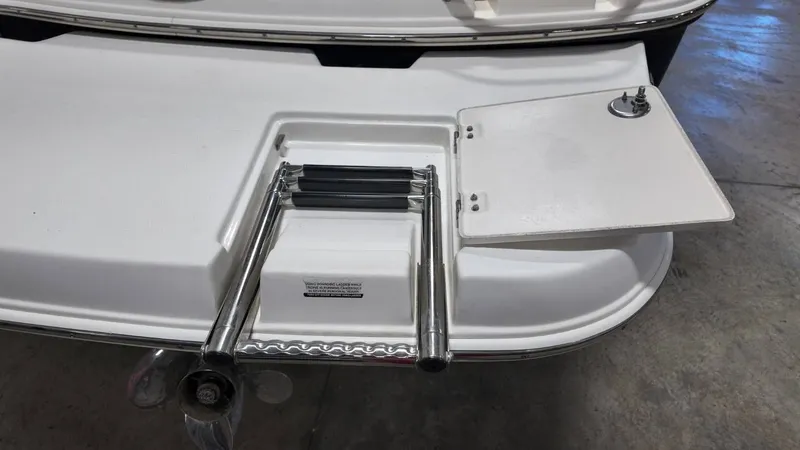 Slide: The Image of Chaparral 220 SSi 2007 - 12