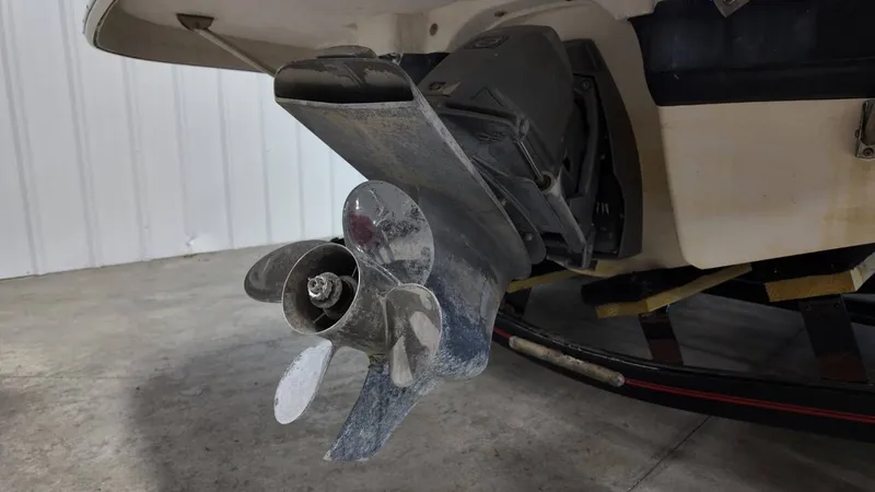 Slide: The Image of Chaparral 220 SSi 2007 - 15