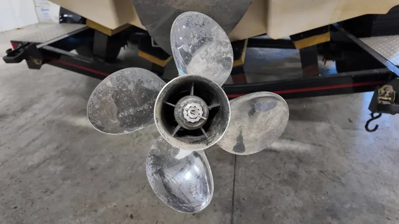 Slide: The Image of Chaparral 220 SSi 2007 - 16