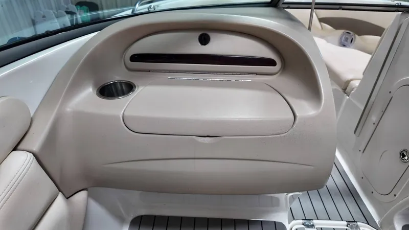 Slide: The Image of Chaparral 220 SSi 2007 - 75