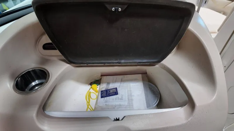 Slide: The Image of Chaparral 220 SSi 2007 - 76