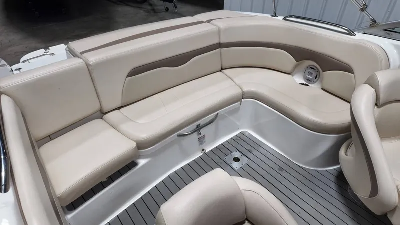 Slide: The Image of Chaparral 220 SSi 2007 - 85