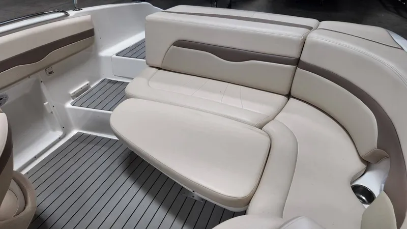 Slide: The Image of Chaparral 220 SSi 2007 - 90