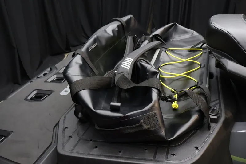 Slide: The Image of Sea-Doo Explorer Pro 170 2026 - 13