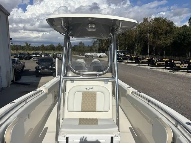 Slide: The Image of Bulls Bay 255 Center Console 2026 - 13