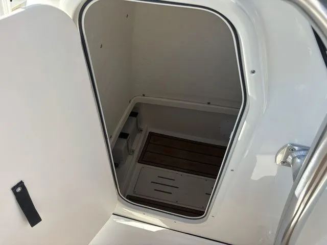 Slide: The Image of Bulls Bay 255 Center Console 2026 - 26