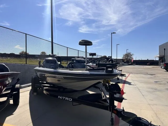 Slide: The Image of Nitro Z-8 2014 - 3