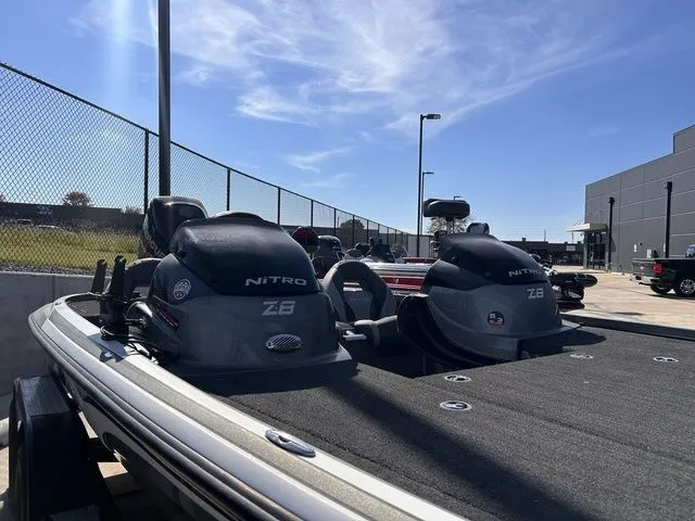 Slide: The Image of Nitro Z-8 2014 - 4