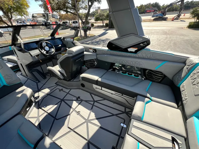 Slide: The Image of Nautique Super Air Nautique G23 Paragon 2026 - 22
