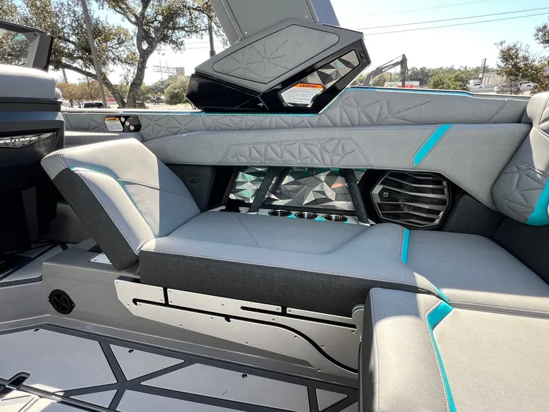 Slide: The Image of Nautique Super Air Nautique G23 Paragon 2026 - 28