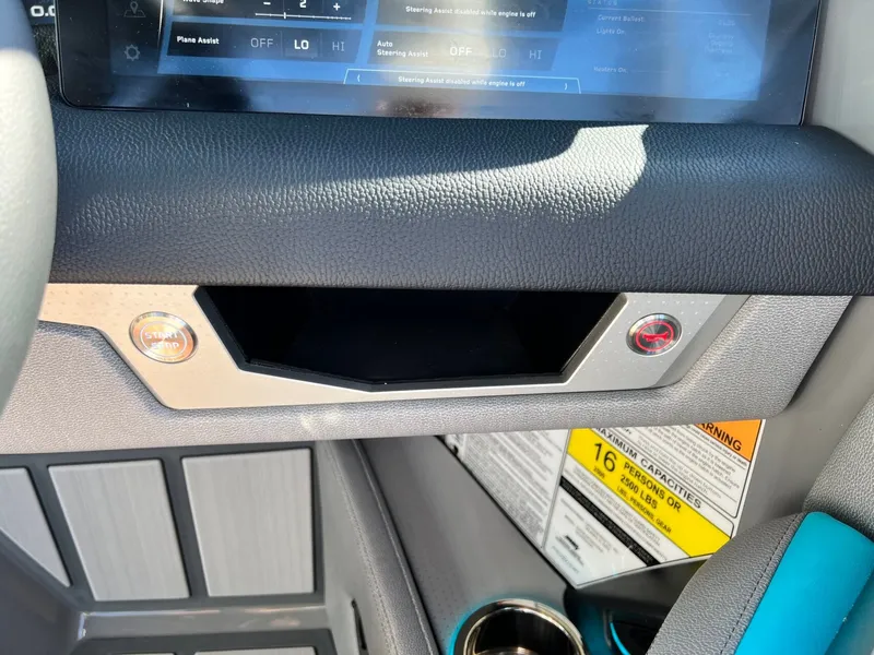 Slide: The Image of Nautique Super Air Nautique G23 Paragon 2026 - 39