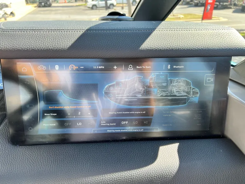 Slide: The Image of Nautique Super Air Nautique G23 Paragon 2026 - 40