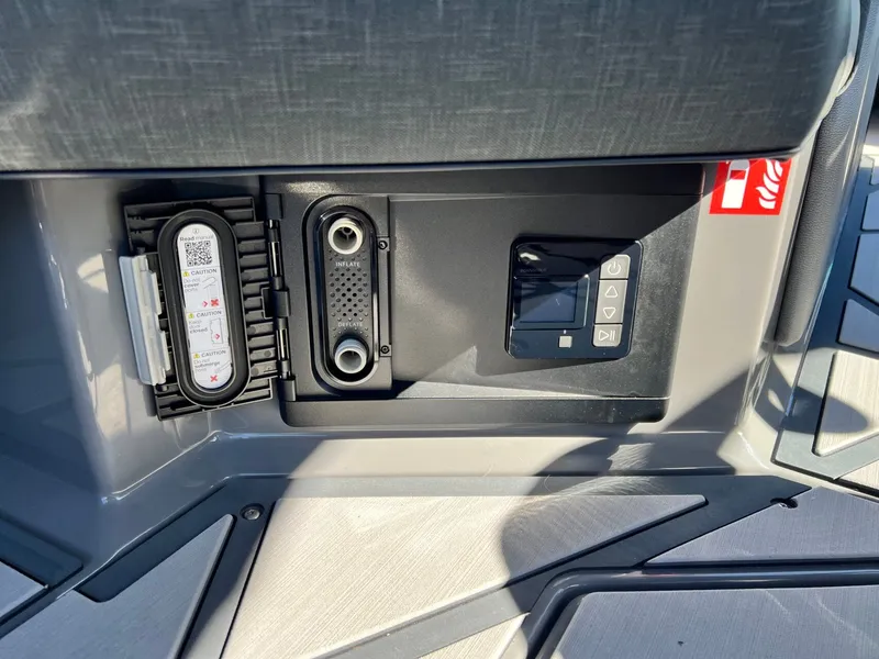 Slide: The Image of Nautique Super Air Nautique G23 Paragon 2026 - 65